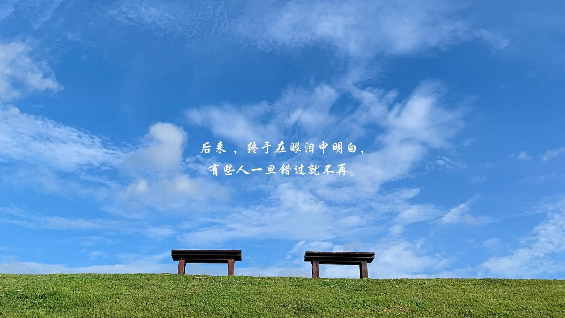 罗马俱乐部冷门获胜，球迷欢呼不止，罗马俱乐部球员
